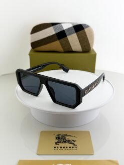 Burberry_signature_4366