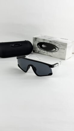 Oakley_ice_black_9280