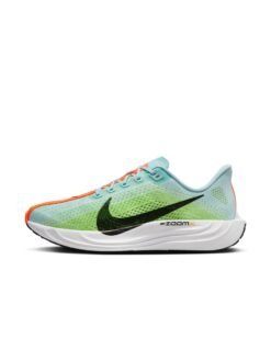 Nike_ Pegasus Plus